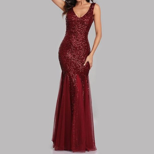 Gorgeous Low Neckline Women's Dress with Shiny Sequin Detailing Inside - Picture 10 of 17