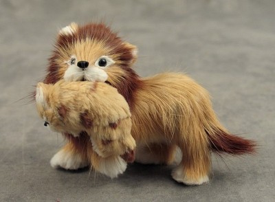 VINTAGE REAL RABBIT FUR LION WITH CUB MINIATURE FIGURINE