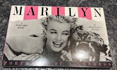 Marilyn Monroe: A Postcard Book ~ 30 memorable oversized pho -excellent