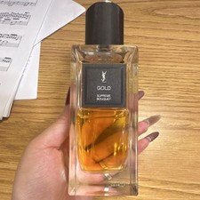 Supreme Bouquet Yves Saint Laurent 香水- 一款2013年中性香水