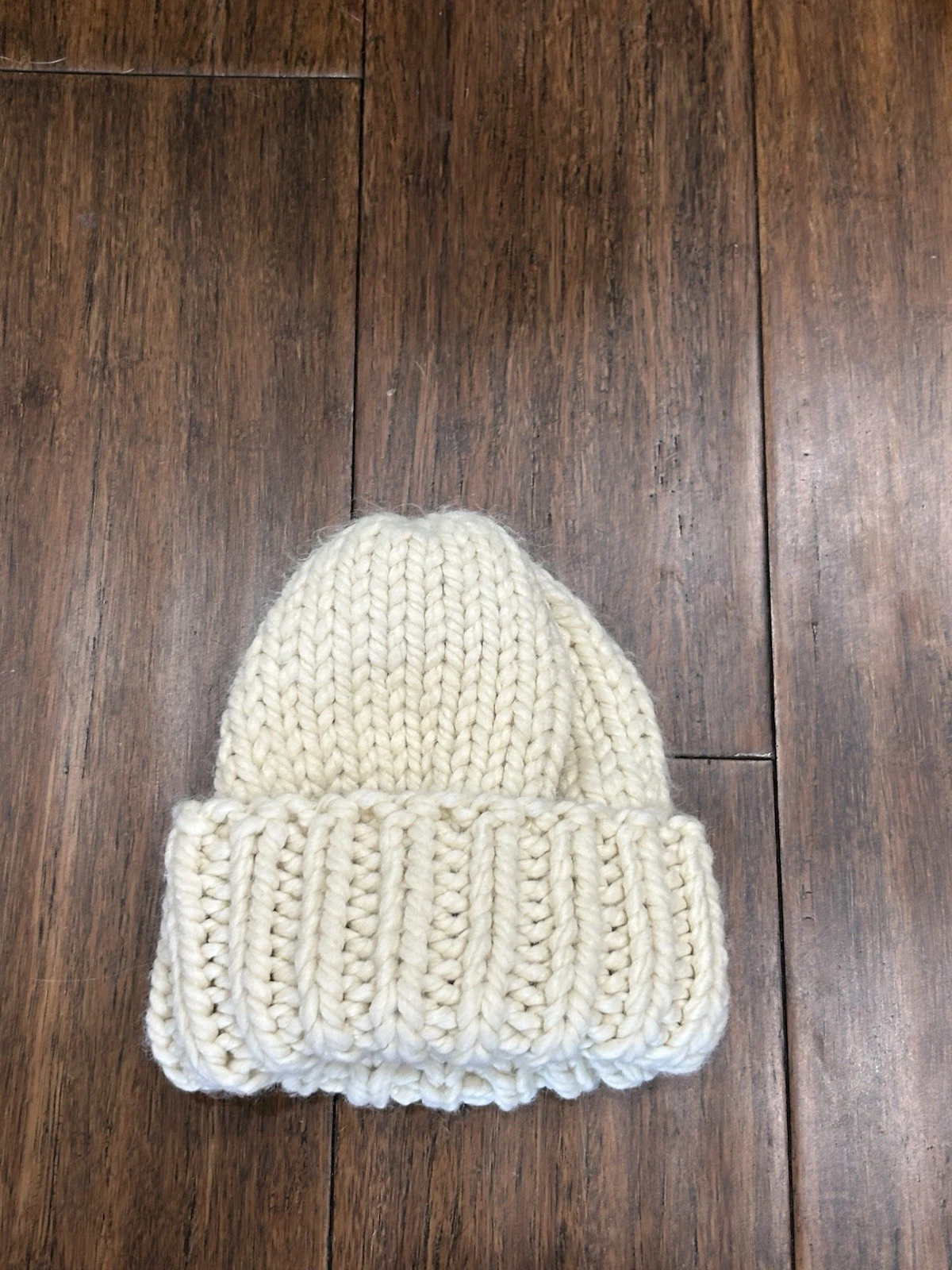Childrens Cozy Knit Fisherman White Wool Blend Chunky Handmade Beanie 8.5” NEW