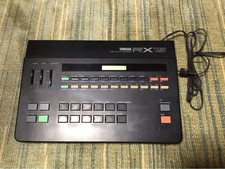 YAMAHA RX15 Digital Rhythm Programmer Rhythm Machine