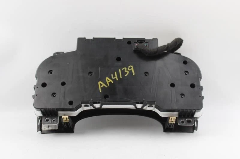 Speedometer Cluster MPH Fits 2012-2014 GMC YUKON XL1500 OEM #10150 - Image 2 of 4