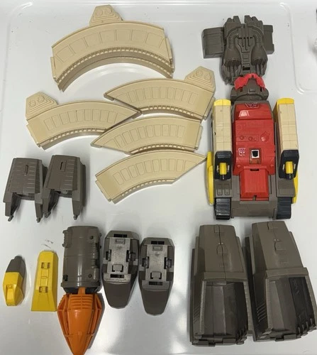 Vintage 1985 Hasbro Bradley Transformers G1 Omega Supreme Semi Complete Parts