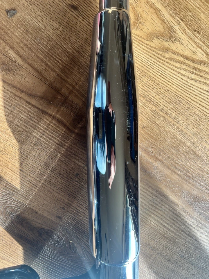 Triumph Bonneville America Speedmaster L/R Exhausts Part No 2202702 Genuine - Image 2 of 4