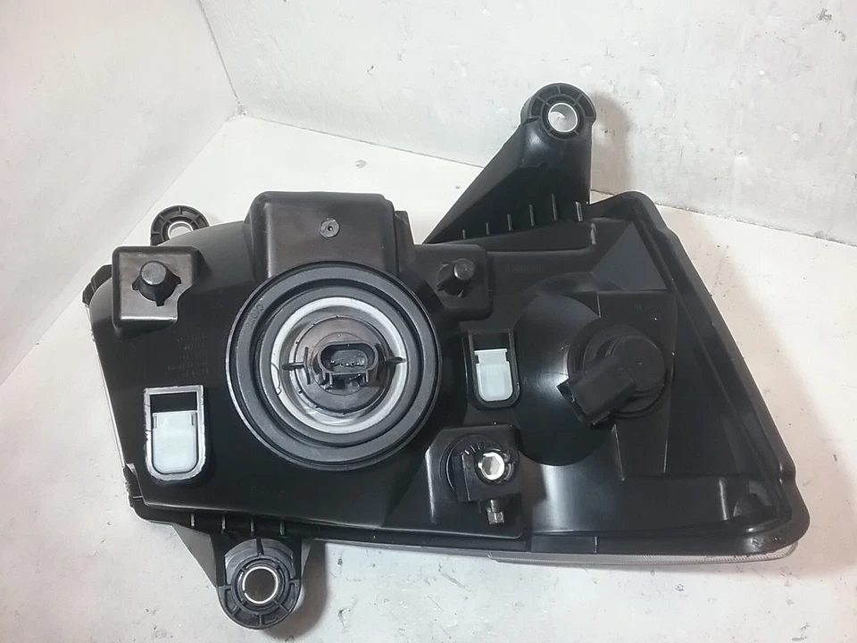 Conjunto de faros delanteros izquierdos Dodge Grand Caravan 2008-2010 (nuevo) DG10099-B (ZC103) Foto 3 de 4