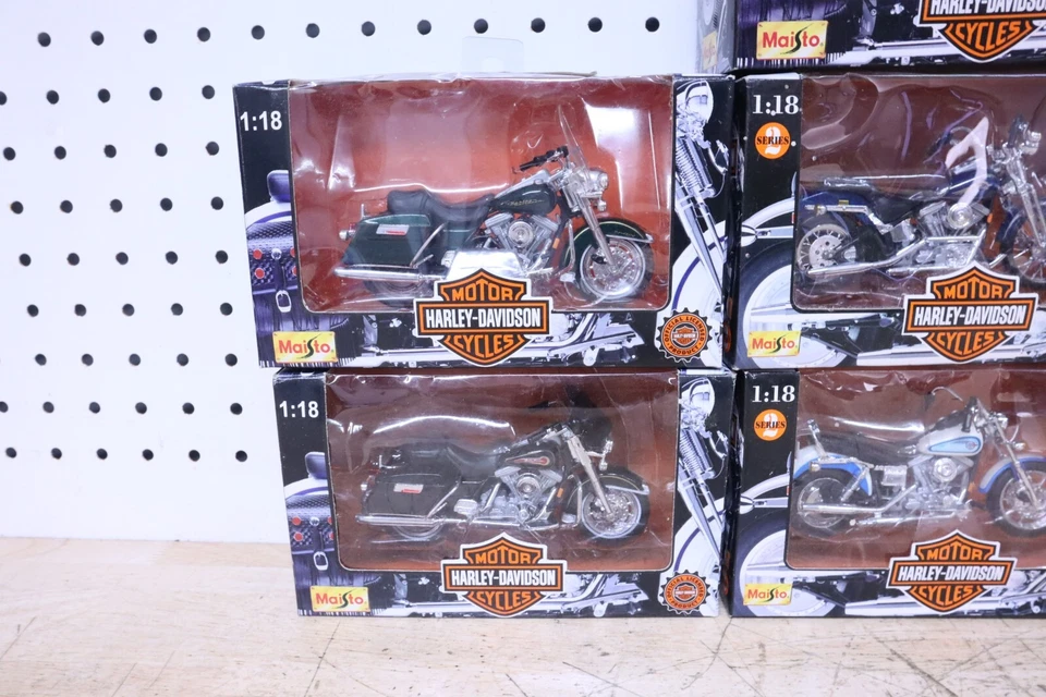 Harley Davidson Motorcycle Series 2 Maisto 1998 1:18 azul blanco rojo lote x9 Navidad Foto 3 de 4