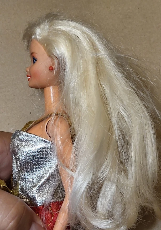 Barbie Muñeca Rubia San Valentín Estilo Navidad Vestido Años 90 2000 C149 Foto 4 de 4