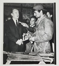 1967 Alameda CA Hubert Humphrey Welding Trainee Campaign Vintage Press Photo