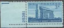 US. 1074. Log Cabin. Booker T. Washington (1856-1915) Black Educator. Pl#. MNH.