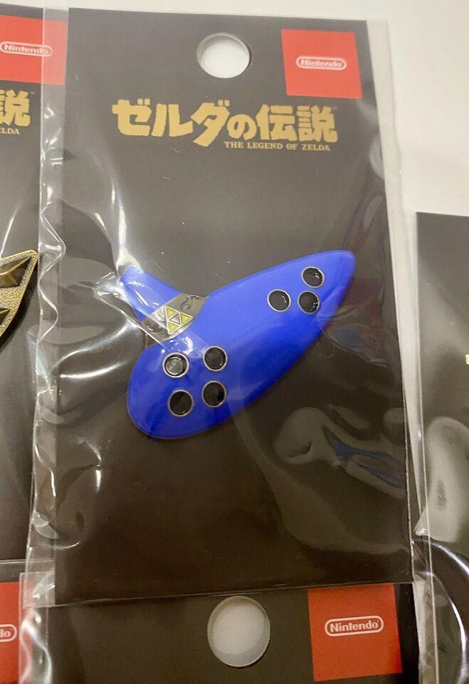 The Legend of Zelda Pins Complete set of 8 Nintendo store Tokyo