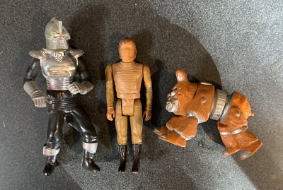 1978 mattel battlestar galactica figure lot CYCLON CENTURION STARBUCK DAGGIT