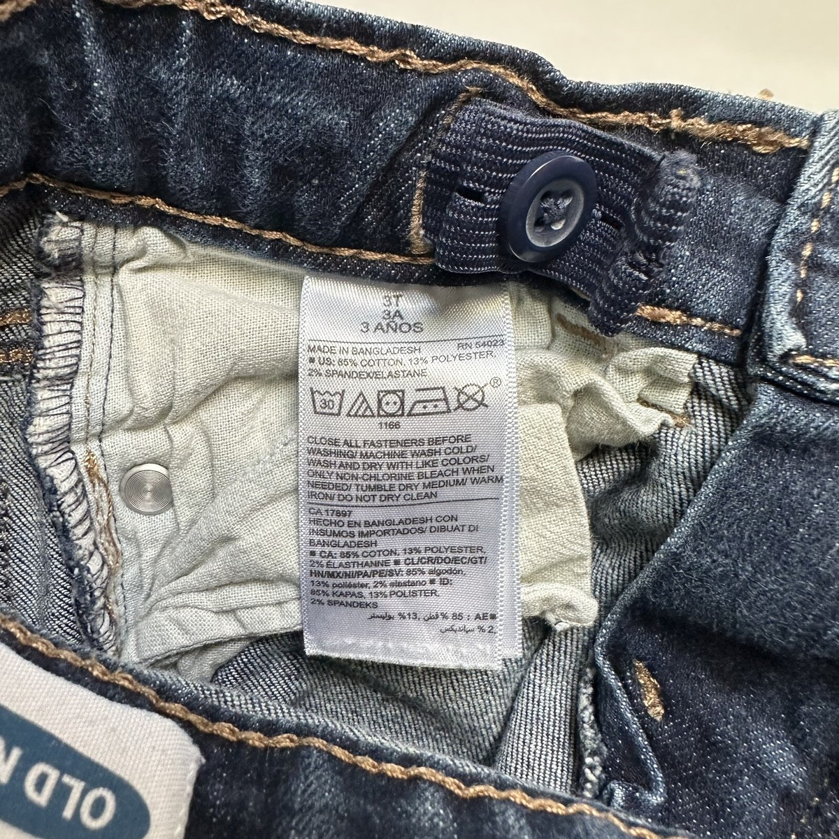 Old Navy Toddler Boys Karate Skinny Stretch Medium Wash Jeans Size