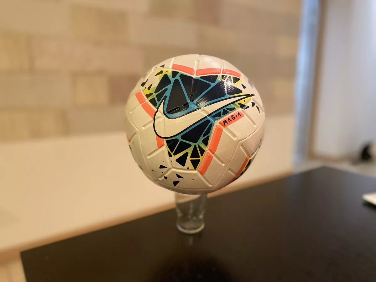 Pallone nike magia sale