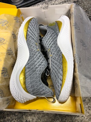 カリー10 UNDER ARMOUR CURRY10 YOUNG WOLF Under Armour Curry X Father to Son Young Wolf Grey GOLD 3026274