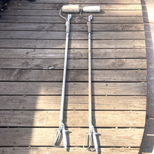 2 PRE-OWNED GRACO 6' spray Roller Extension w/ 9'' Spray Rollers NOT TESTED!! 2 PRE-OWNED GRACO 6' spray Roller Extension w/ 9'' Spray Rollers NOT TESTED!! - Image 1