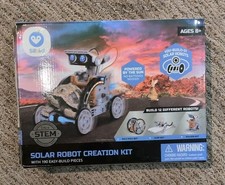 Discovery Kids Mindblown STEM 12-in-1 Solar Robot Creation 190-Piece Kit