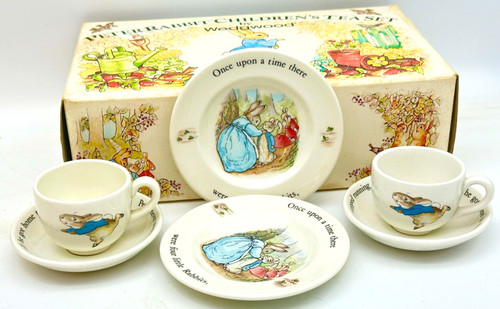 Vtg Wedgwood Peter Rabbit Children's Tea Set with Box Delightful Collectible