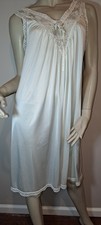Slinky Miss Elaine Nylon Nightgown Waltz Length Med Lace Full Bust Lingerie