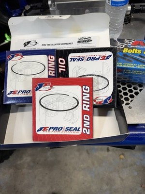 JE Pistons Ring Set BBC J82008-4600-5