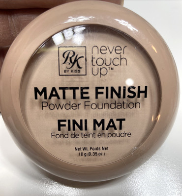 Kiss Ruby Kisses Never Touch Up Matte Powder Foundation Ivory RMPFN02 New Sealed
