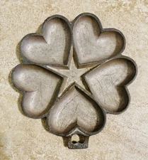 Griswold Aluminum Muffin Cornbread Pan Mold NO 100 Hearts&Star 1920s Erie PA USA