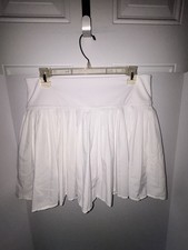 Ladies Size L White Pleated Fabletics Brand Skort