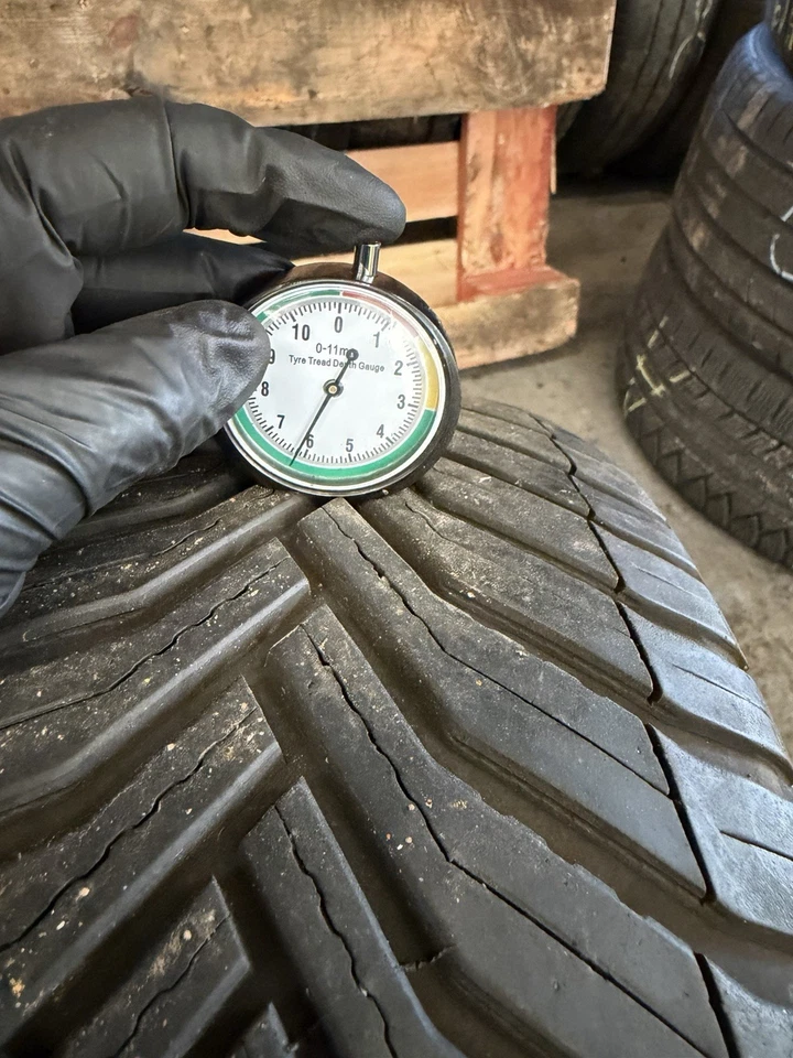 1 X 205/45/17 88V M+S **6mm** Michelin Cross Climate 2 (Extraload) Ref:908 - Image 2 of 4