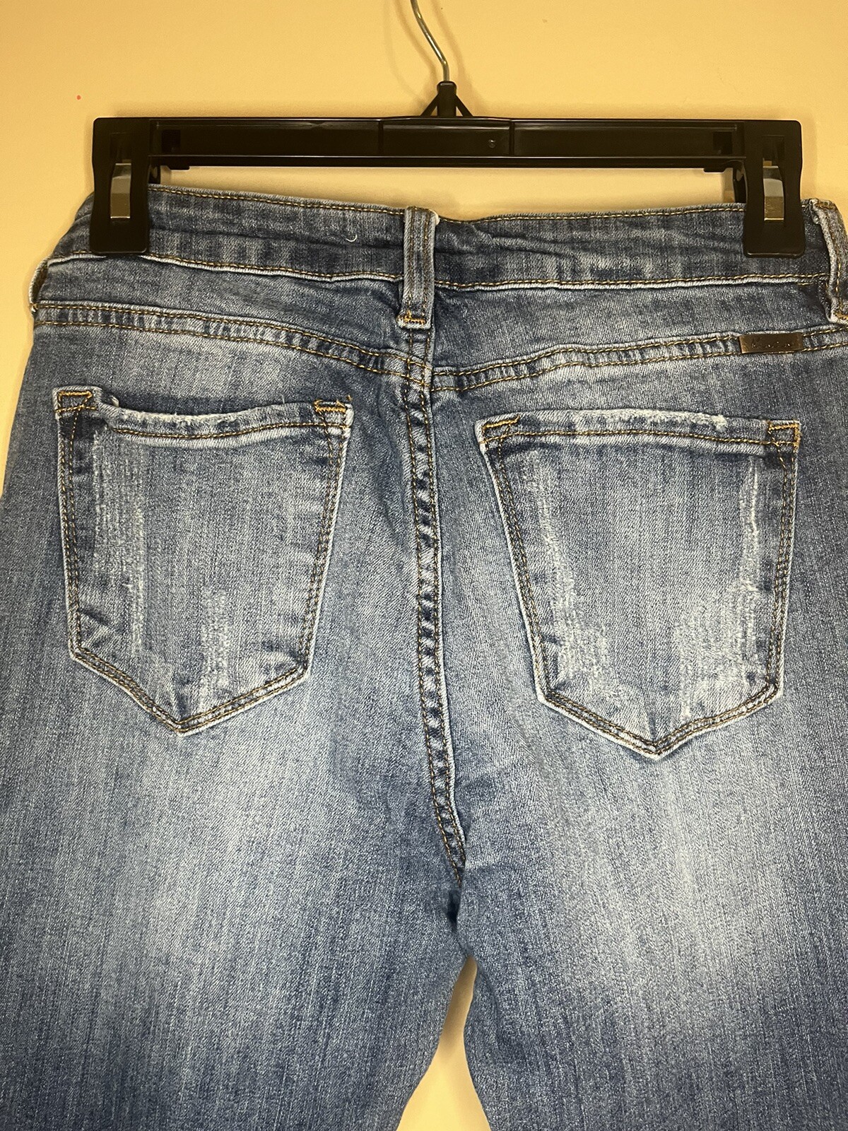 KanCan Jeans Women 28 Distressed Skinny Stretch Fit KC6012M Medium Wash