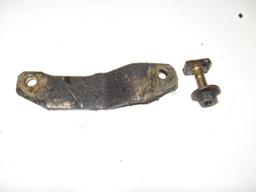 VW Polo G40 Schraube + Halter Lichtmaschine