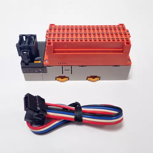 OMRON CRT1-ID16SL-1 REMOTE TERMINAL PLC INPUT MODULE w/ CABLE, 24VDC