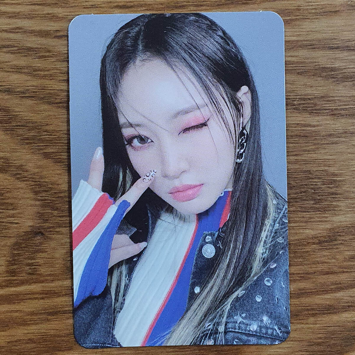Zoa Official Photocard Weeekly 1st Single Album Play Game