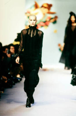 Eve Salvail model in a Karl Lagerfeld fashion show 1993 Old Photo 17