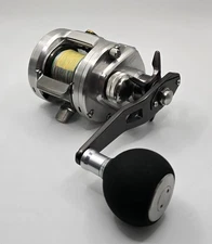 Daiwa Catalina BJ 200SH Baitcast Reel Right Hand from Japan