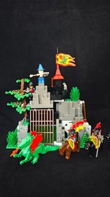 LEGO Castle: Dark Dragon's Den 6076 & Wolfpack Renegades 6038 with Instructions