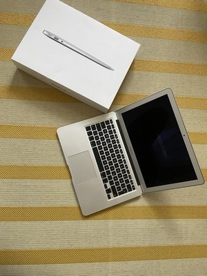 Apple MacBook Air 13'' | DDR3 8GB | SSD 128GB | mid 2012