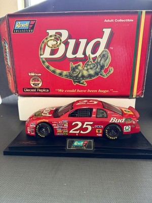 Vintage Revell 1:18 #25 Budweiser Louie Lizard Chevy Monte Carlo Diecast Car COA