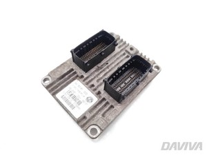 Fiat Grande Punto Motorsteuermoduleinheit 1.2 Benzin 48kW (65 HP) 51798649 2008