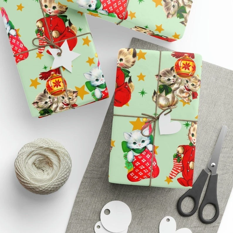 Cute Cat Christmas Wrapping Paper, Vintage Kitten Lover Holiday Gift Wrap Rolls - Image 2 of 4
