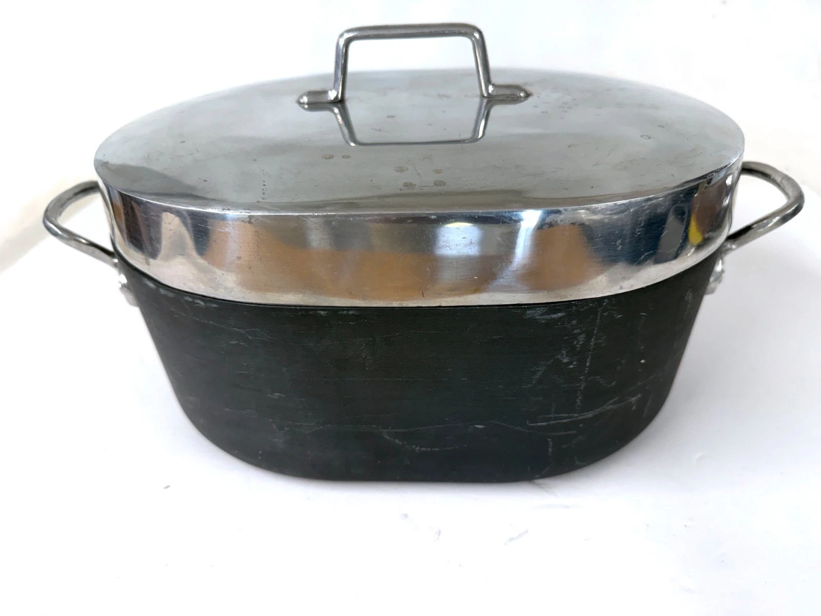 Magnalite GHC 12 inch Oval Dutch Oven Roaster Pan With Lid