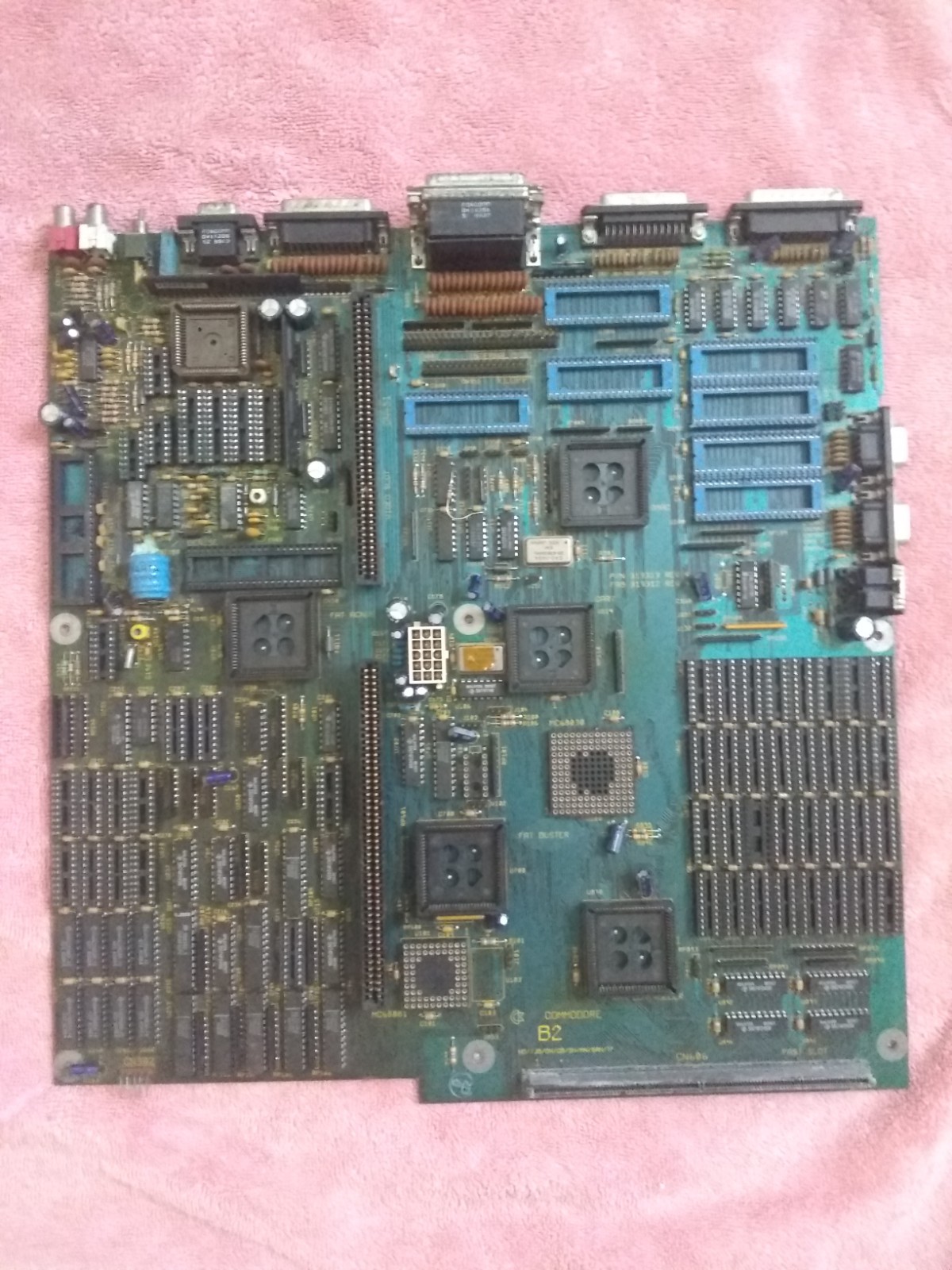 Prototype Amiga 3000 Motherboard, Commodore B2/Rev 4 Commodore A3000 unpopulated