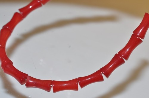 15Pcs 8x4mm "Lovely/Excellent Quality"~OXBLOOD RED CORAL Hourglass Beads N1140 - Picture 4 of 5