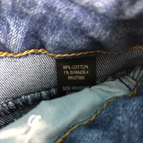 Cato Premium Women’s Size 10 Jeans Blue Denim Distressed Patches Cropped - Picture 11 of 11