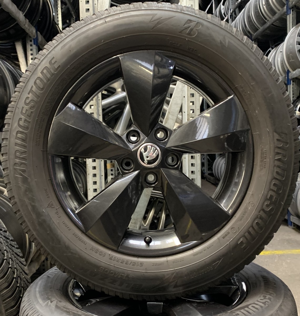 Orig Skoda Winter Wheels Nanuq 215/65 R17 103H Kodiaq Yeti