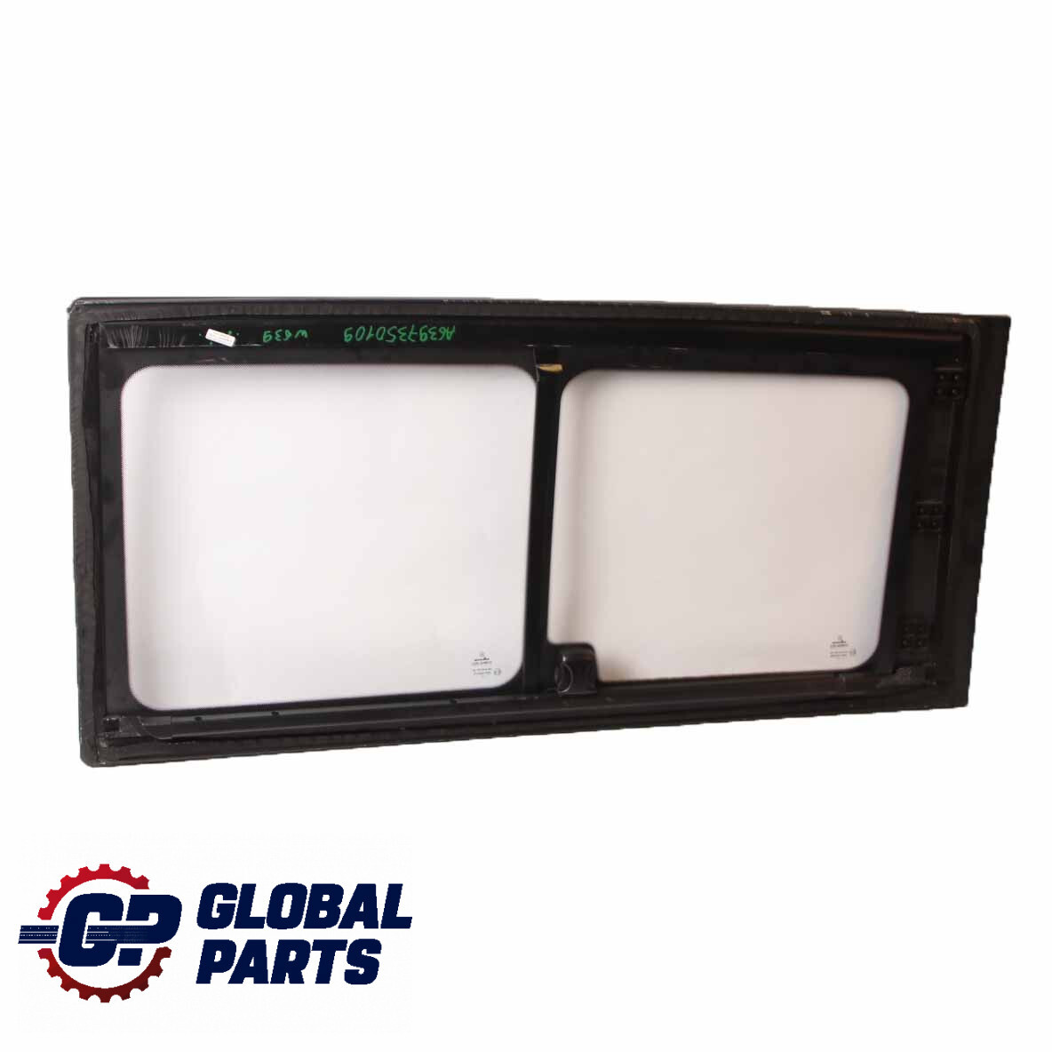Mercedes Vito W639 Side Window Right O/S Sliding Door Glass AS2 