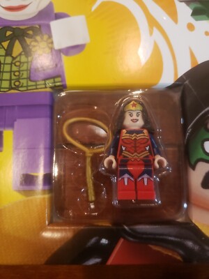 LEGO DC Super Heroes Minifigure - Wonder Woman with Gold Lasso Rope (Exclusive)