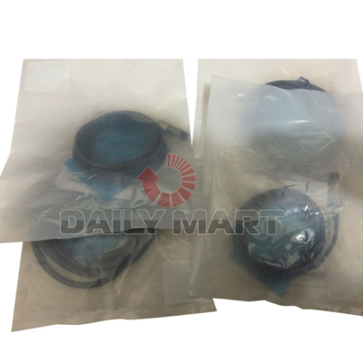 Brand New in Box Omron E2A-M12KS04-WP-C2