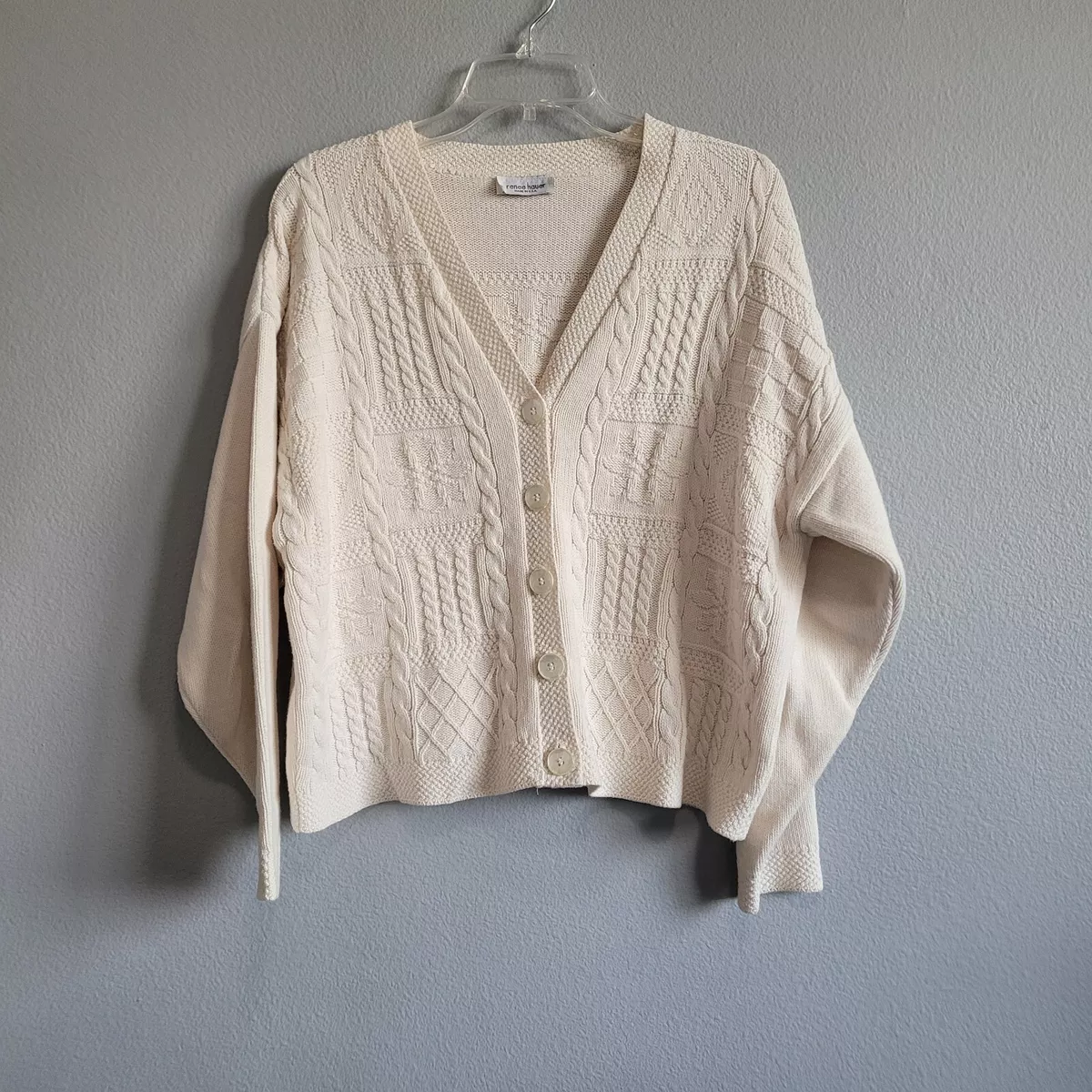 Cream Color Grandmacore Long sleeves Vintage Cardigan fits like L