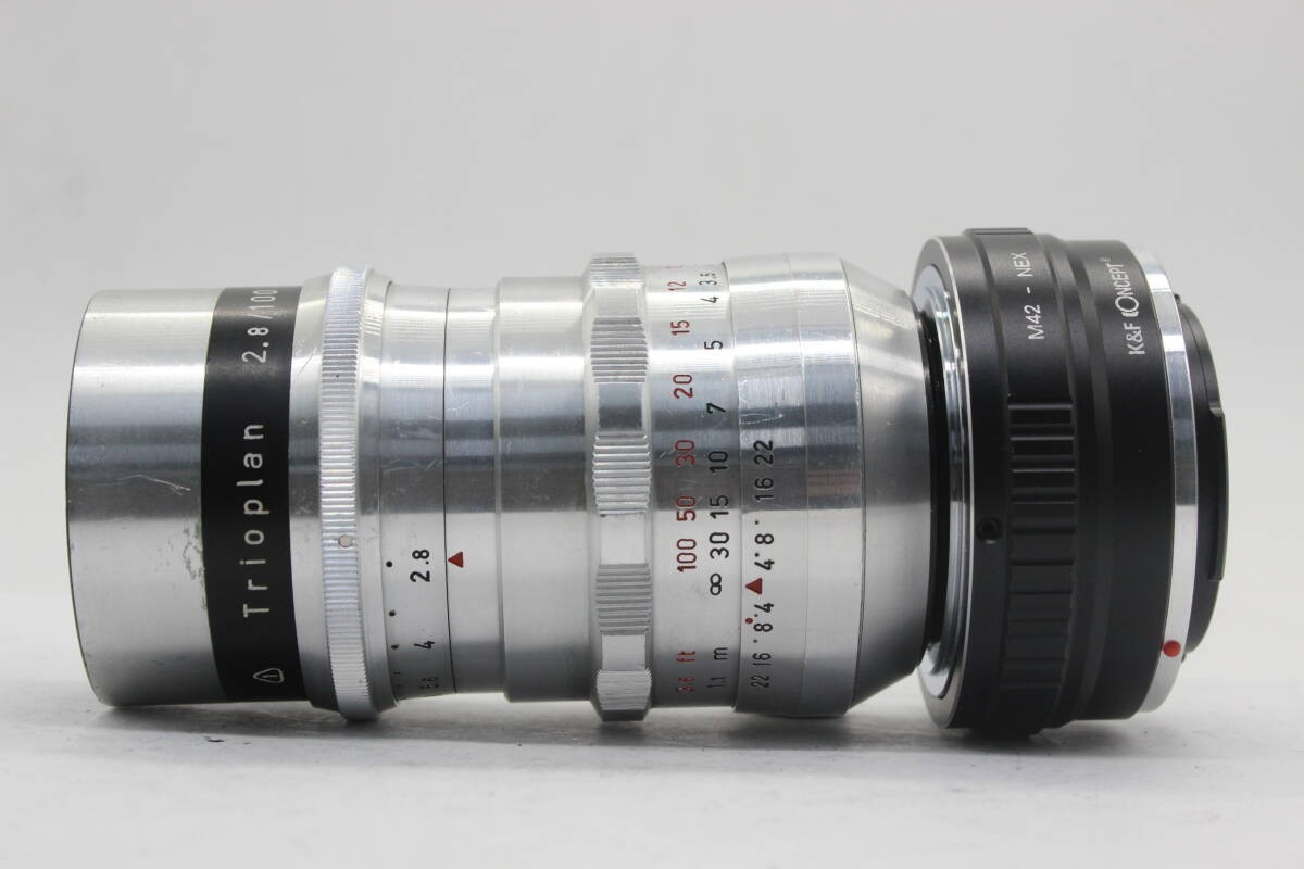 Meyer-Optik Gorlitz Trioplan 100Mm F2.8 M42 Mount Lens With Meyer-Optik Gorlitz Trioplan 100Mm F2.8 M42 Mount Lens With