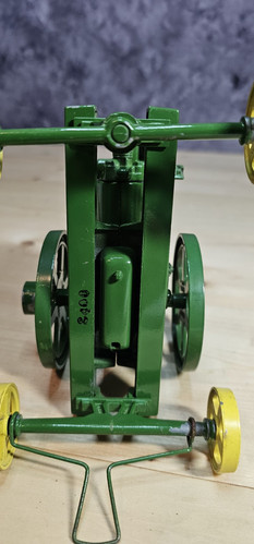 ERTL John Deere Model E Engine - Picture 6 of 7